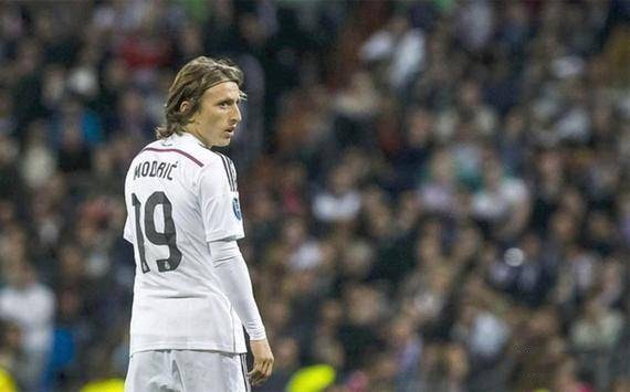 美媒：曼联等英超豪门在关注罗克，其转会估价约为5000万欧元