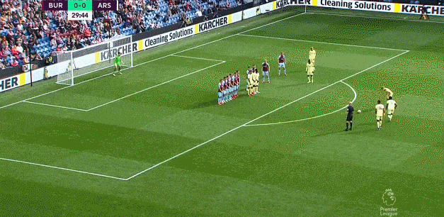 CBA：广东男篮顶住压力 力克广厦