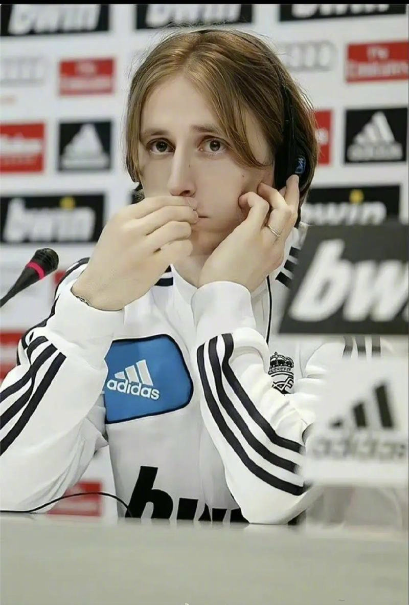 活塞主帅赛后先表达判罚尺度存在不一致，但随后立即闭嘴不谈