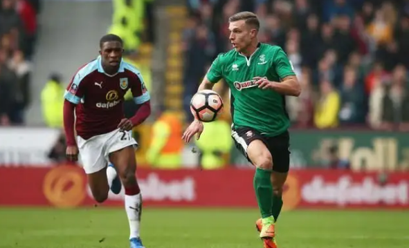 劳塔罗：进球帮助球队取胜是最美好的事；我该微笑时就会微笑