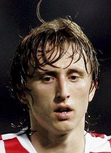 准度目前来看很高：施奈德林季初英超预测被挖出